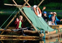 Suède, excursion insolite en radeau de bois